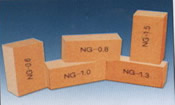 Fireclay insulating brick